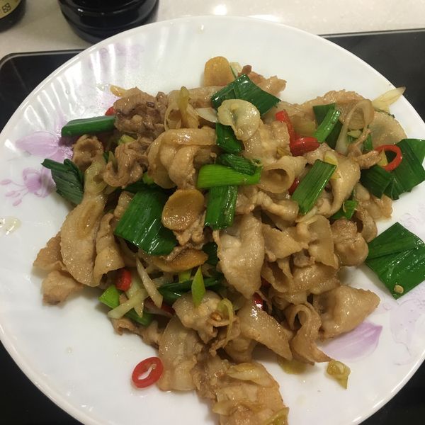 蒜仔肉（蒜苗炒五花肉） : 秦羽妃一起做