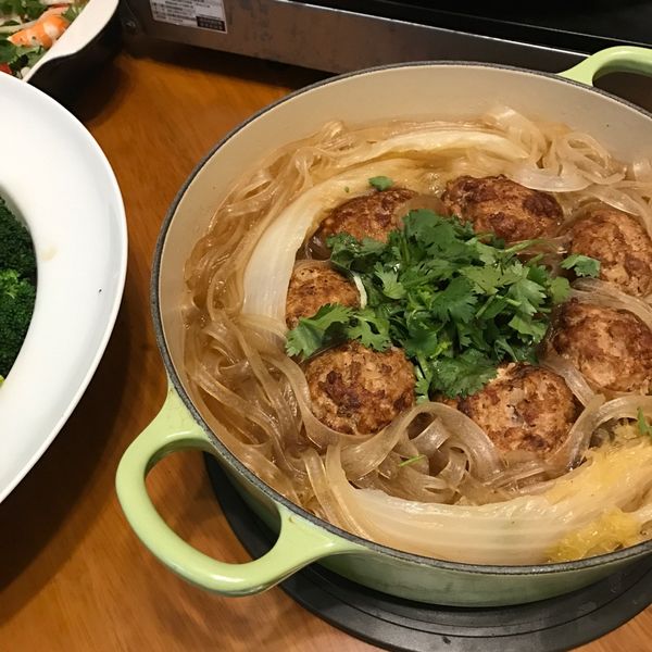 紅燒獅子頭【新手不敗年菜】 : 羅曉容一起做