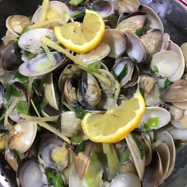 日式酒蒸蛤蜊（3分鐘。居酒屋必點） : chooyin2一起做