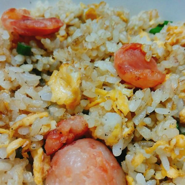 香腸蛋炒飯【淬釀手路菜】：煋娘 一起做