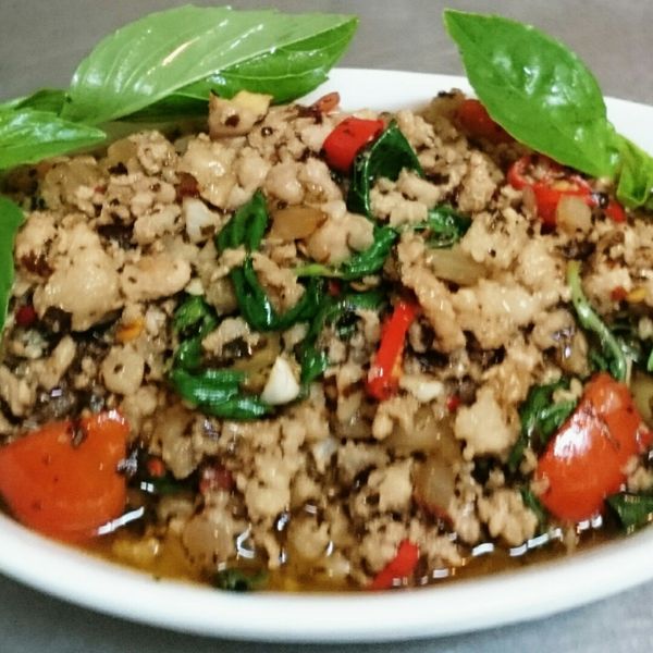 「泰式」泰下飯的打拋豬。新手必備：黃淑雯 一起做