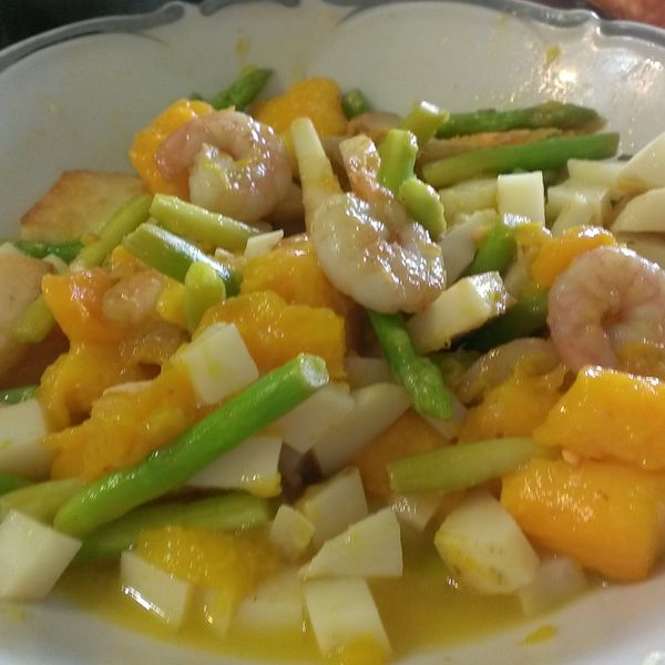 開胃的夏日午餐 - 鮮蝦芒果沙拉：李瑞如 一起做