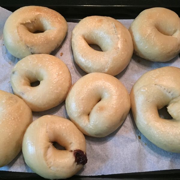 原味鮮奶貝果（巧克力餡）：Helen 一起做