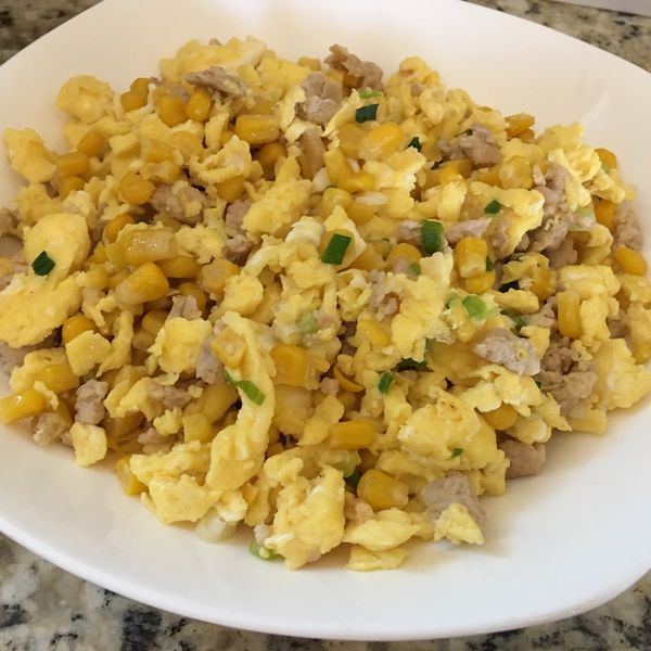 玉米炒蛋 : Jackie  Lu一起做