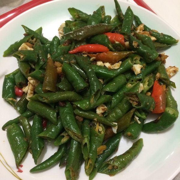 金沙糯米椒 : 琦琦一起做