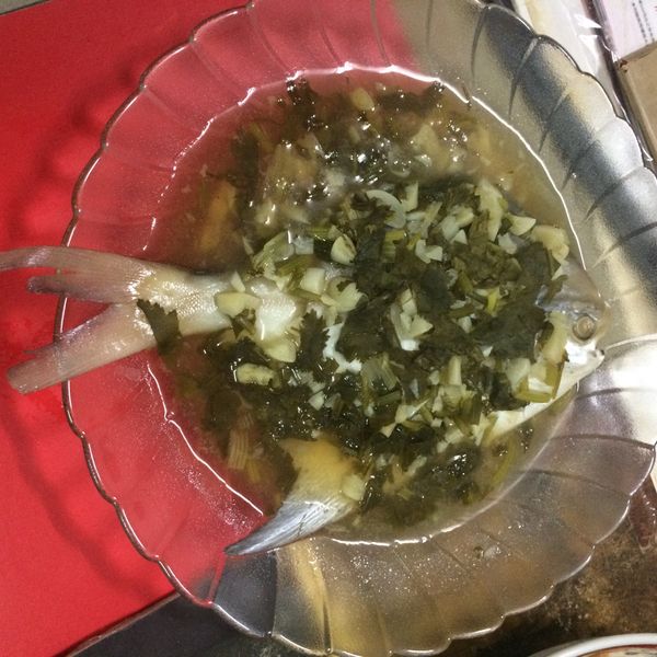 【泰式酸辣檸檬魚】電鍋蒸煮料理:何小妞 一起做