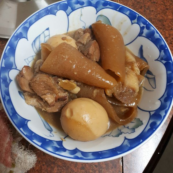 不加一滴水紅燒肉 : 菁一起做