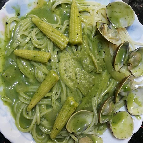 蛤蜊青醬義大利麵：LaLa Chuang 一起做