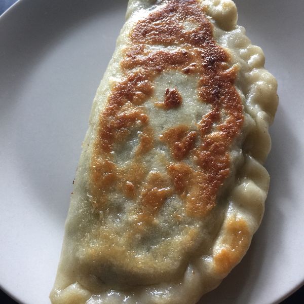 韭菜盒子：吳吱吱 一起做