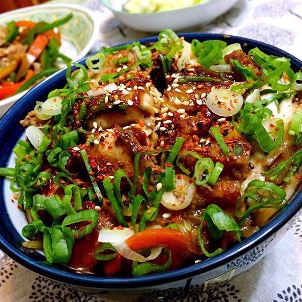 簡單快速又美味！日式親子丼料理：Yi-Chi Jan 一起做