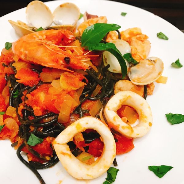 紅醬海鮮義大利麵：Chia Jou Lee 一起做