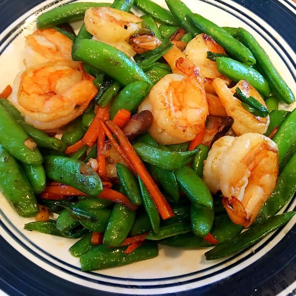 蝦仁炒甜豆---泰山橄欖油 : Jackie  Lu一起做