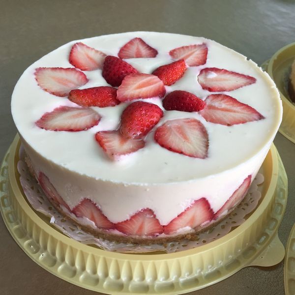 【免烤箱】特濃草莓生乳酪蛋糕 : Tina Huang一起做