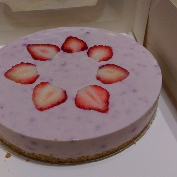 【免烤箱】特濃草莓生乳酪蛋糕 : 小兔kery一起做