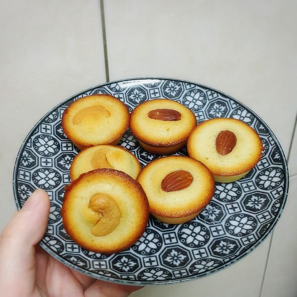 一口杏仁小蛋糕：昀芸 一起做