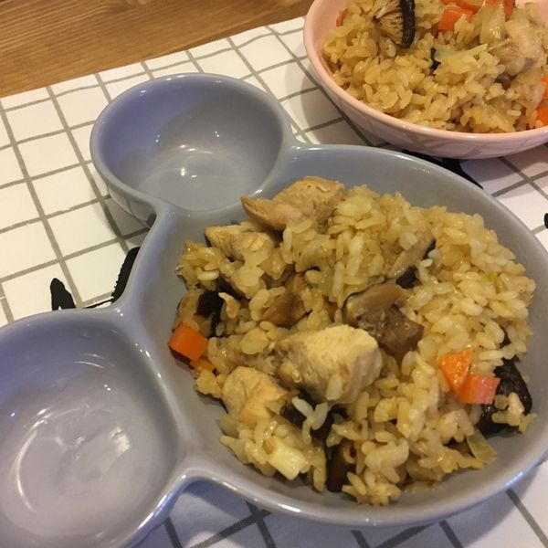 香菇雞炊飯－穀盛壽喜燒：Yogurt  Lin 一起做