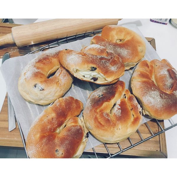 【香濃柔軟】蔓越莓奶油乳酪麵包捲：Mia Yu 一起做