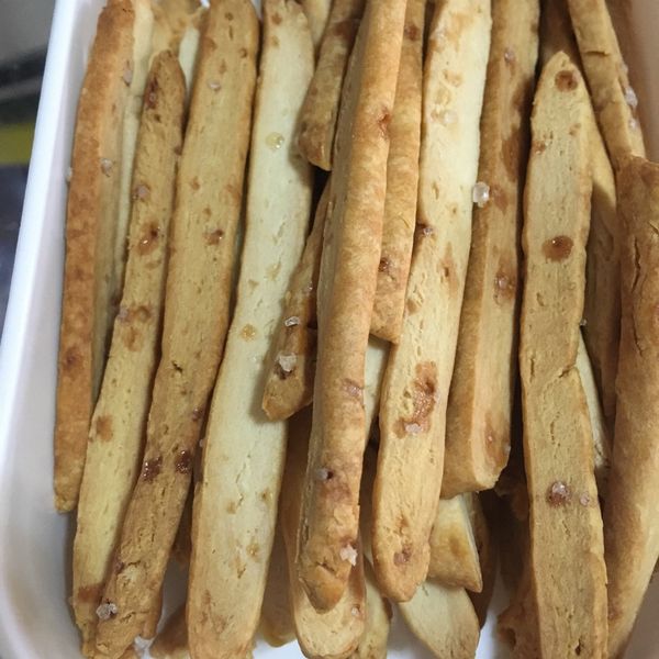 【親子料理】脆脆原味餅乾棒：Taco Liu 一起做