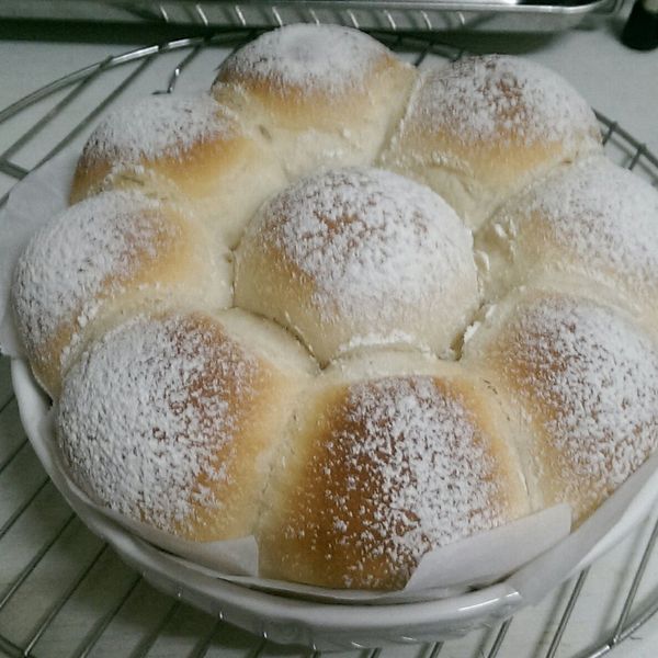 超鬆軟煉乳餐包 : 小音一起做