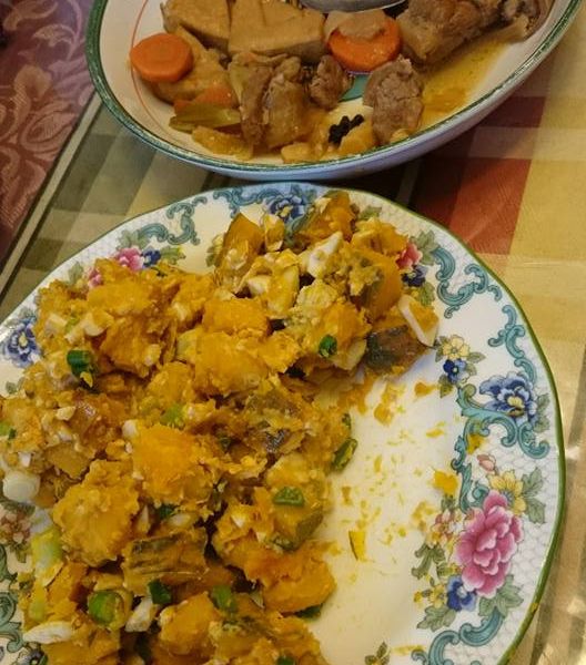 鹹蛋南瓜 (^(00)^) : 阿貓一起做