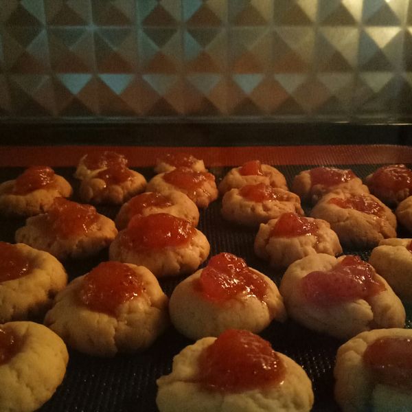 undefined：莊惠伶 一起做