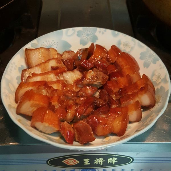 蜜汁五花肉：劉香菇 一起做