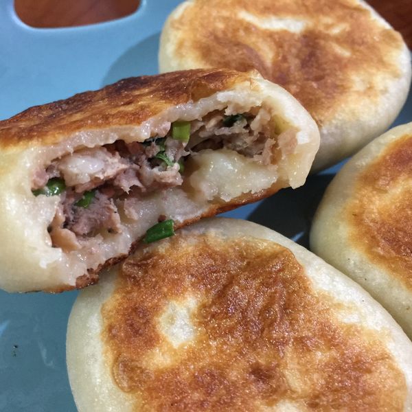 爆汁手工豬肉餡餅 燙麵 示範影音：黃馨葶 一起做