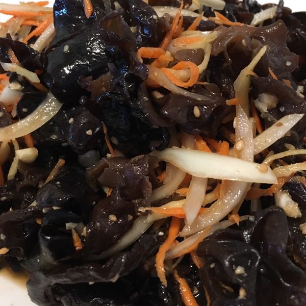 五分鐘搞定『涼拌黑木耳』 : Jenny 一起做