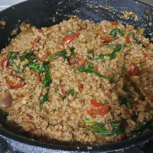 泰式打拋豬～豬絞肉嫩嫩的秘訣 : Cathy一起做