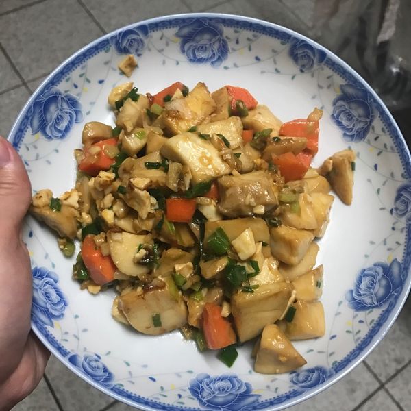 杏鮑菇炒鹹蛋：Pei Yu Chen 一起做