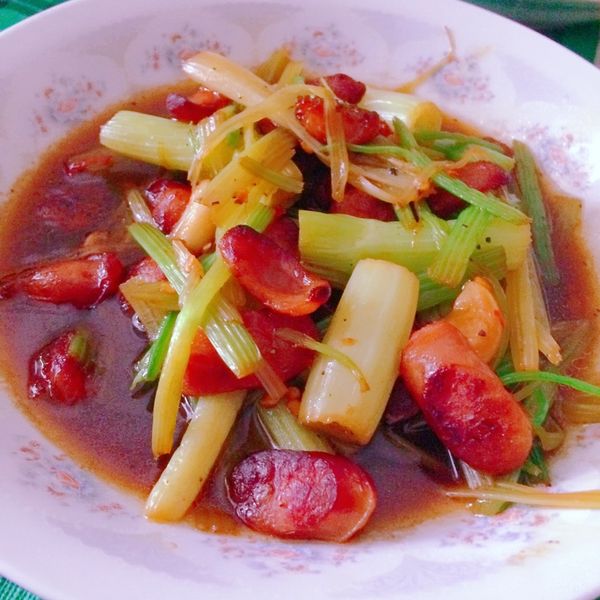 芹菜炒豆干 : ♥yaya meow♥一起做