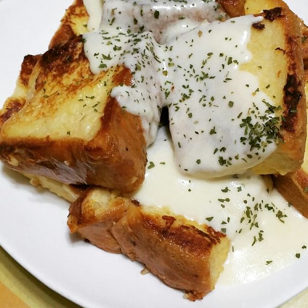 美味早餐-蜂蜜起士蒜味吐司 : Mei Hüi Lee一起做