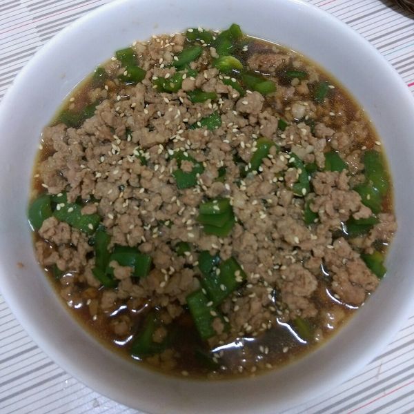 \\拌飯好開胃-沙茶青椒肉末//：小君 一起做
