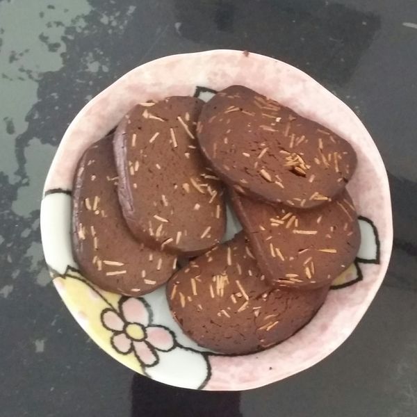 可可杏仁餅乾 : 雯雯連一起做