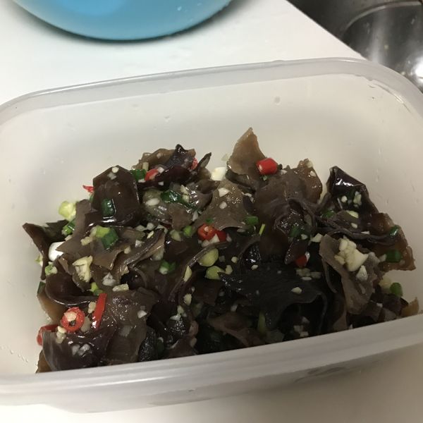 涼拌黑木耳:Candy 一起做