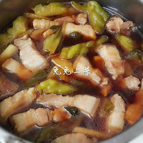 【電鍋料理】苦瓜滷五花 : 兔兔上菜一起做