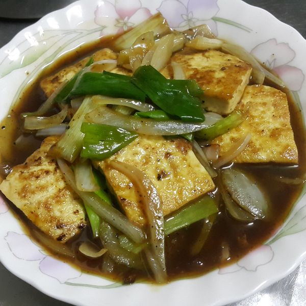 一鍋到底鐵板豆腐 : 哆啦婷一起做