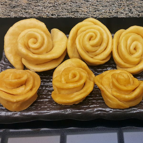 玫瑰花地瓜饅頭 : Canny Chiu一起做