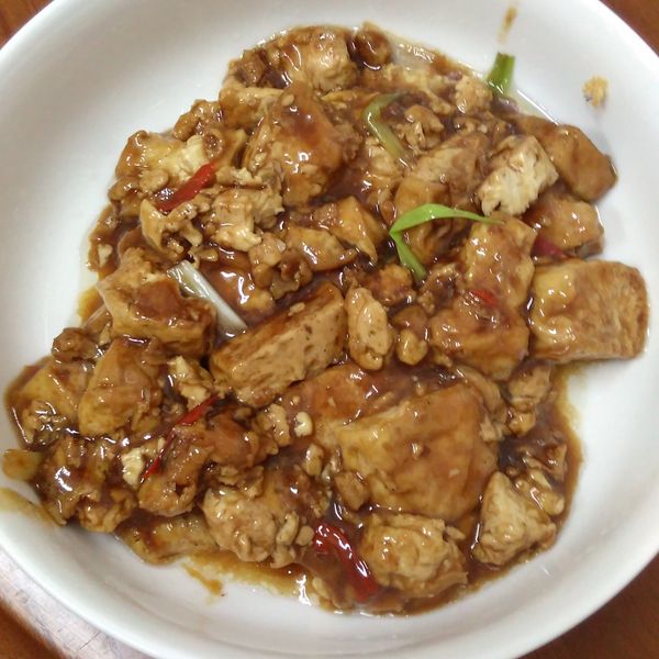 家常燒豆腐~~美味家常菜:丙340呂亦晴 一起做