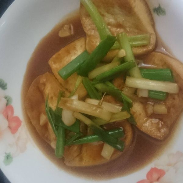 家常燒豆腐~~美味家常菜:丙318嚴婉鈺 一起做