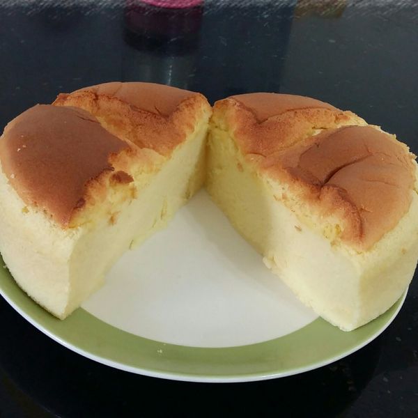 基礎原味戚風蛋糕 : 雯雯連一起做