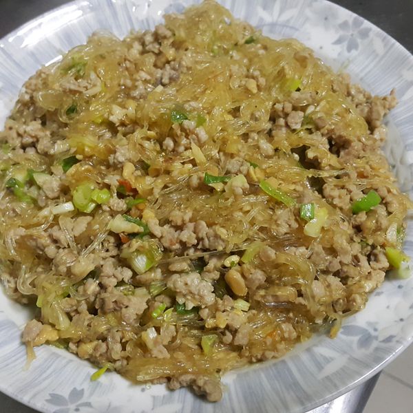 螞蟻上樹 : 哆啦婷一起做