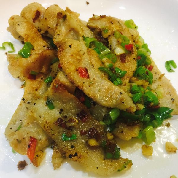 鹹香。香蒜椒鹽松阪豬：Sunny Rain 一起做