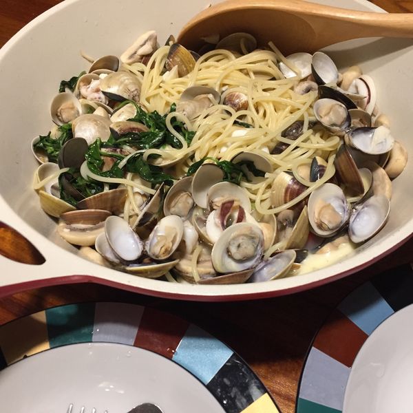 白酒蒜香蛤蠣義大利麵：Sophie Wei 一起做