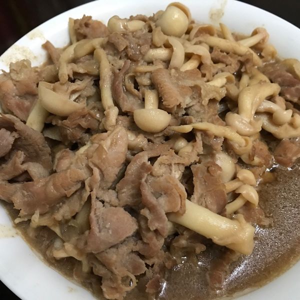 滑菇燴肉片 (((0廚藝ok : Kuo Shanyu一起做
