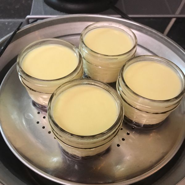 雞蛋牛奶布丁-無添加香草精（電鍋版） : Layla Huang一起做