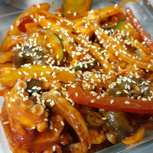 韓式辣炒透抽오징어볶음：Lai You Yin 一起做