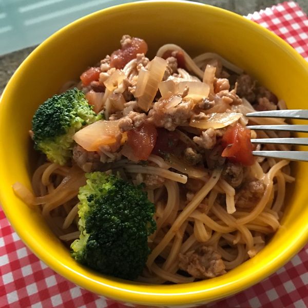 台式番茄肉醬義大利麵：奈 美 一起做