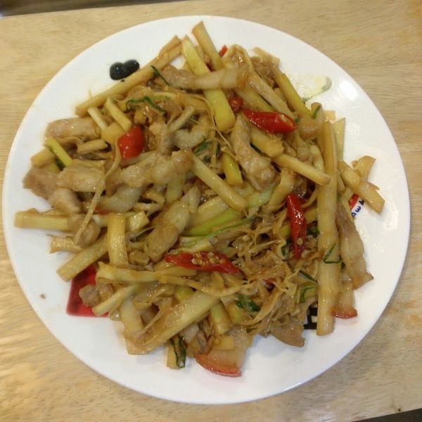 竹筍炒肉絲：littlelady 一起做