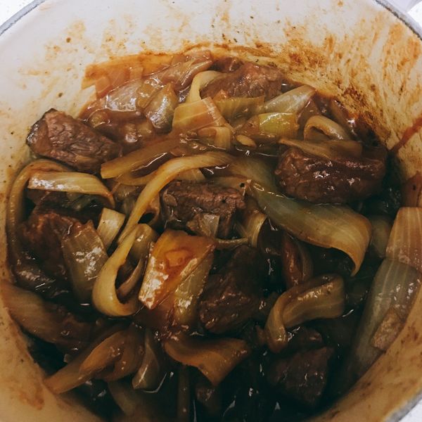 洋蔥燉牛肉 : 陳美君一起做